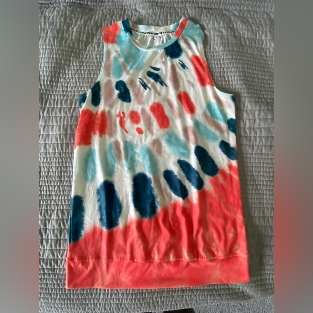 Exclusive White tank top red blue tie dye size Small